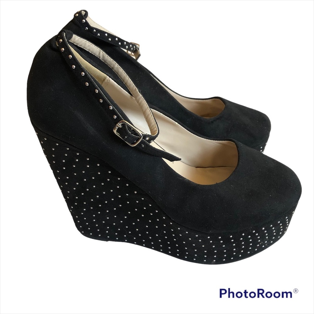 Torrid suede wedges with silver studs Size 10